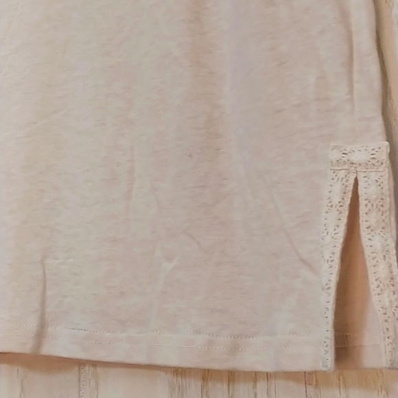 POL Tank Top - Picture 4 of 8